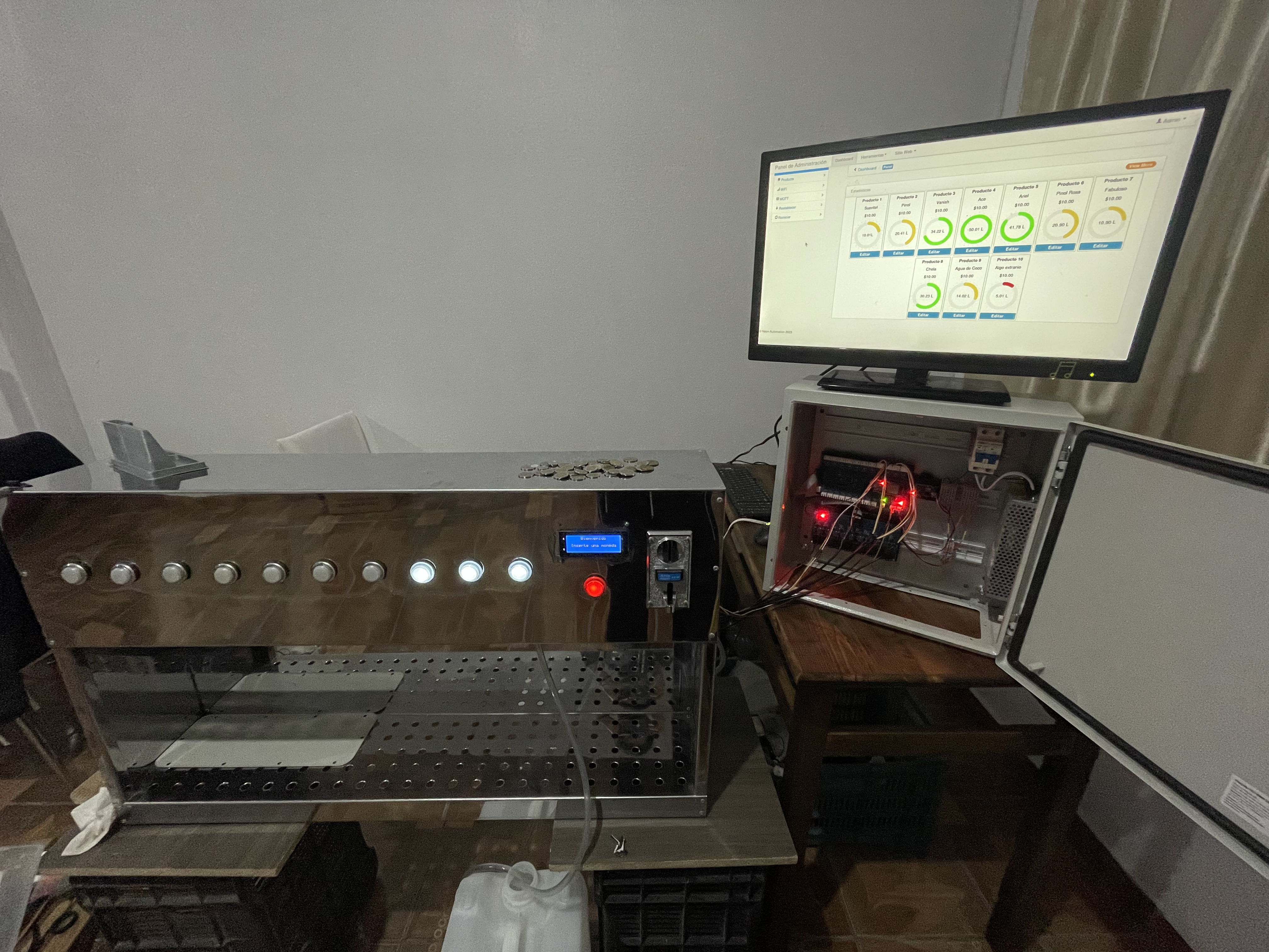 Transaction reports for vending machines